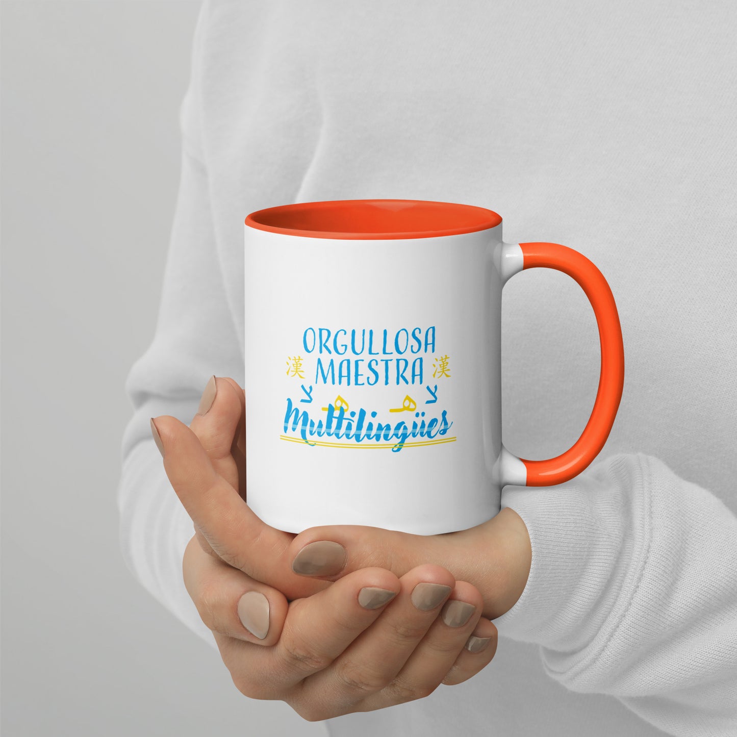 Taza Orgullosa Maestra De Multilingues Color Interior